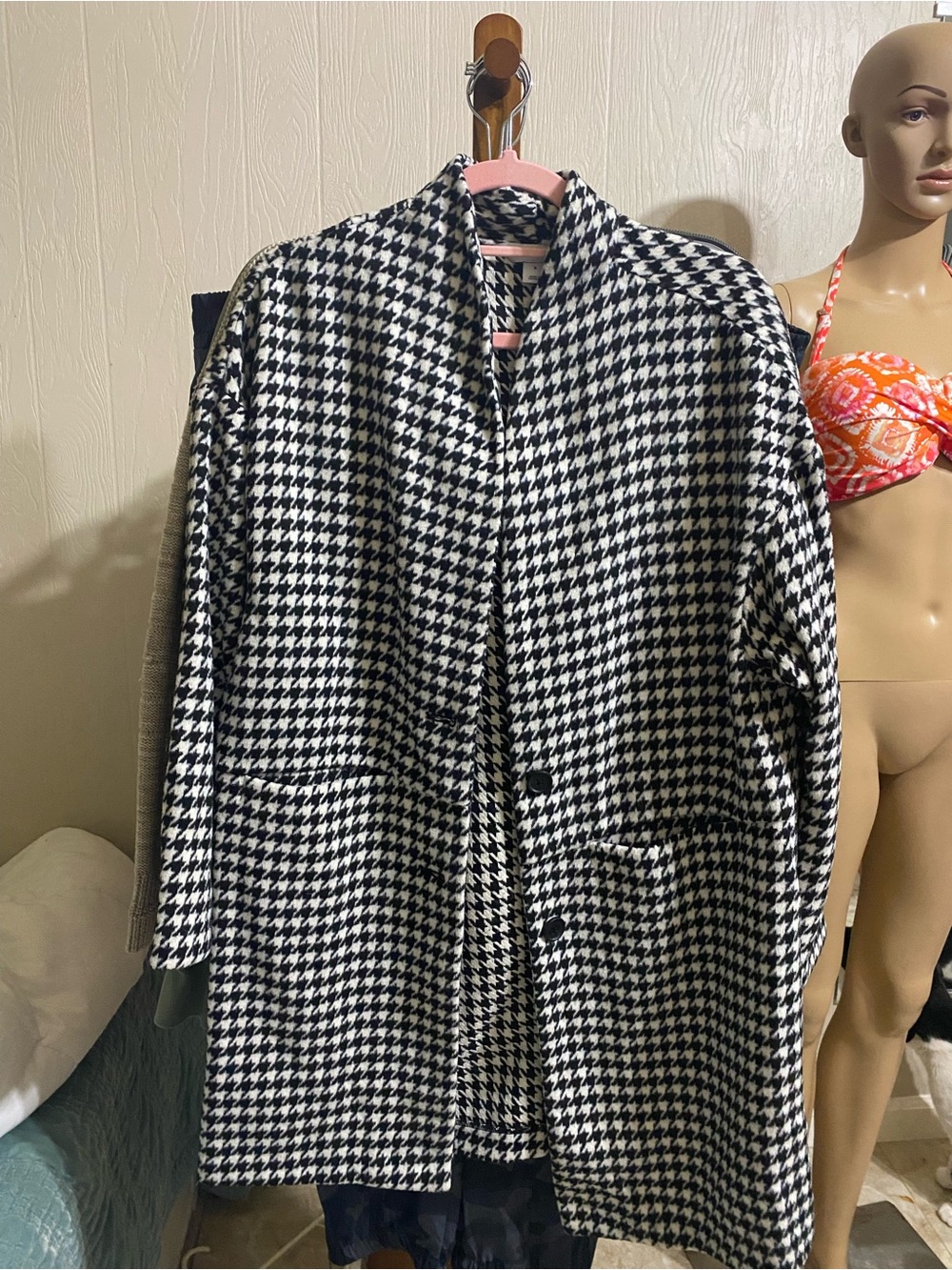 Old Navy Black & White Houndstooth Coat